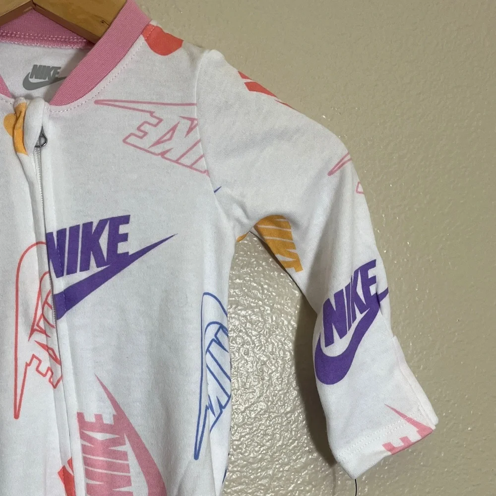 NWT Nike Colorful Logo Baby Romper Pajamas - Picture 4 of 11